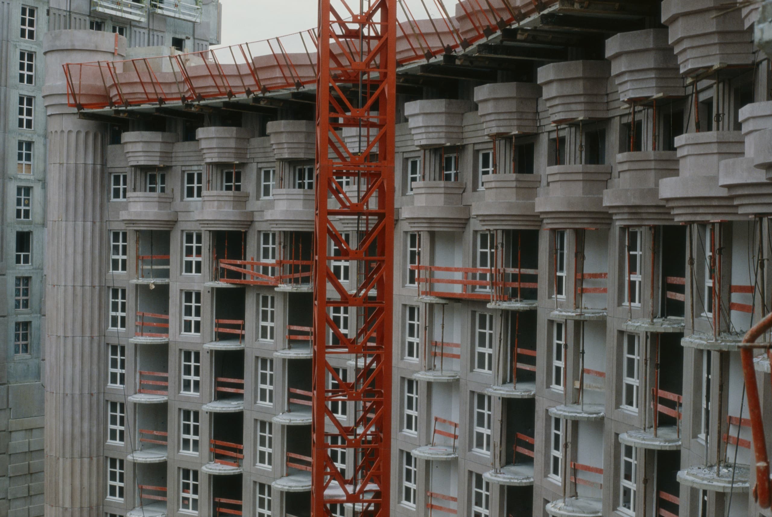 Bofill Taller De Arquitectura Studio Abraxas Image 06